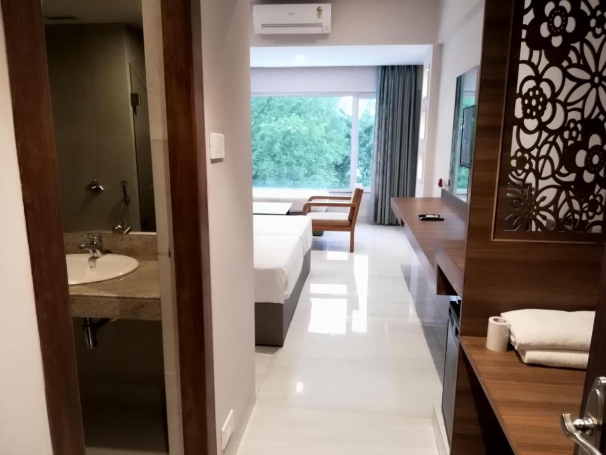 Lake View Resort Lonavala Buitenkant foto